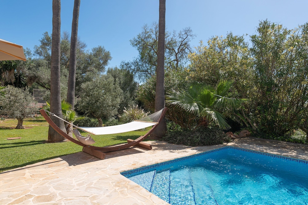 Villa photo 3
