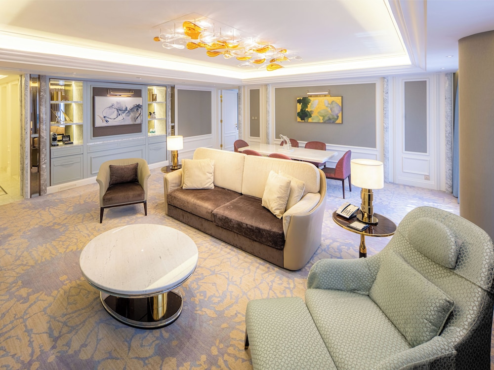 Royal Suite - Photo 5