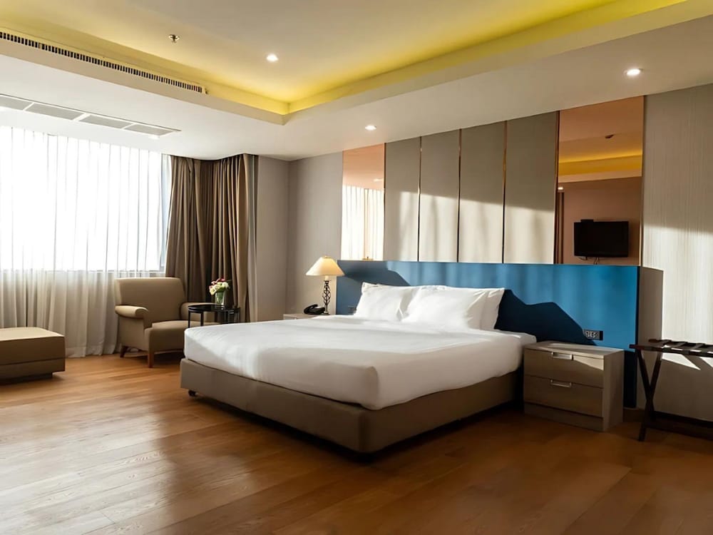 One Bedroom Suite King