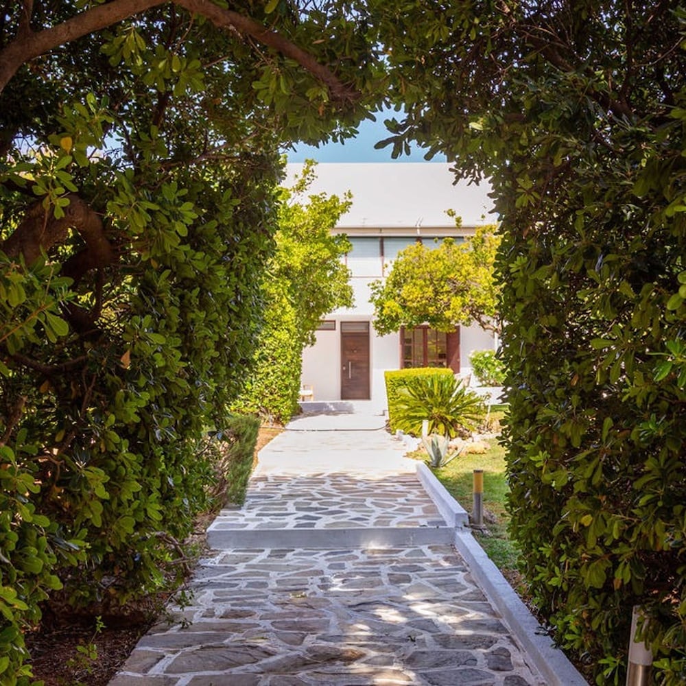 Villa photo 2