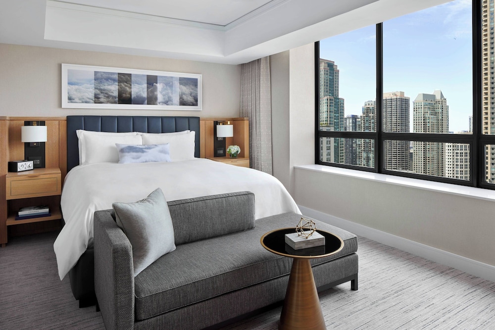 Suite, 1 Bedroom, Tower - Photo 3