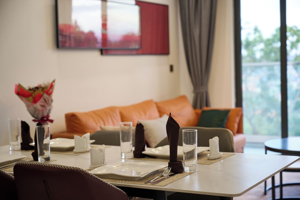 Comfort Apartment, 2 Bedrooms, Balcony, Garden View