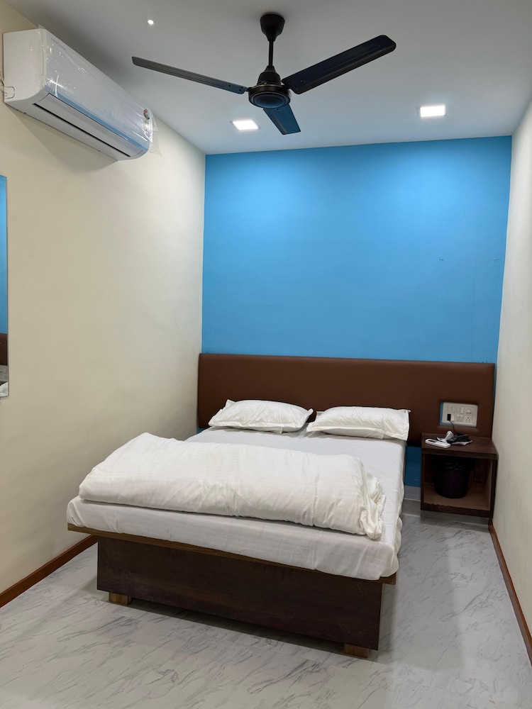 Basic Double Room - Photo 3