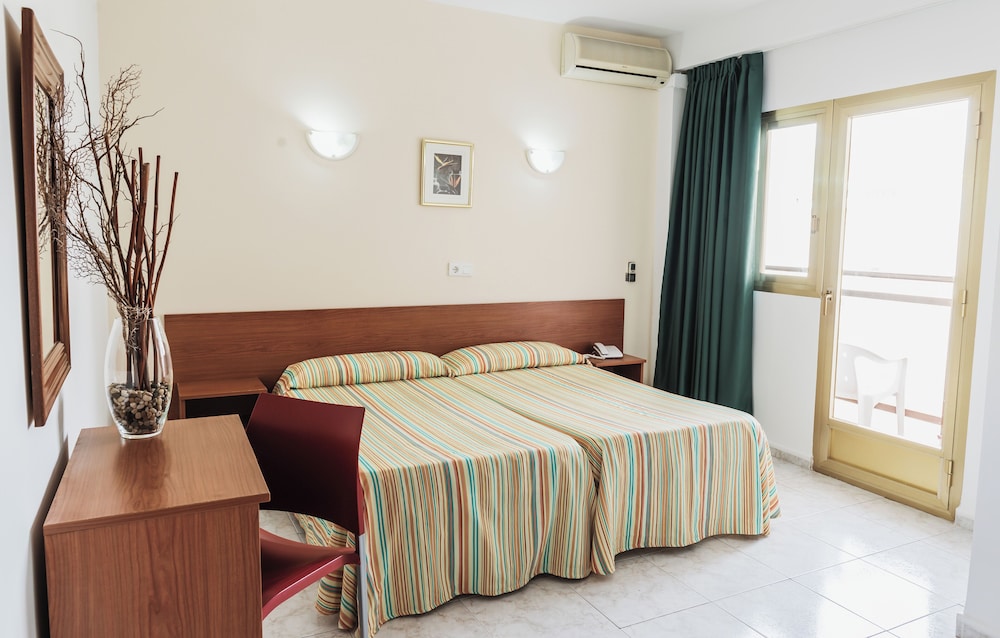 Superior Double or Twin Room, 1 Double or 2 Twin Beds