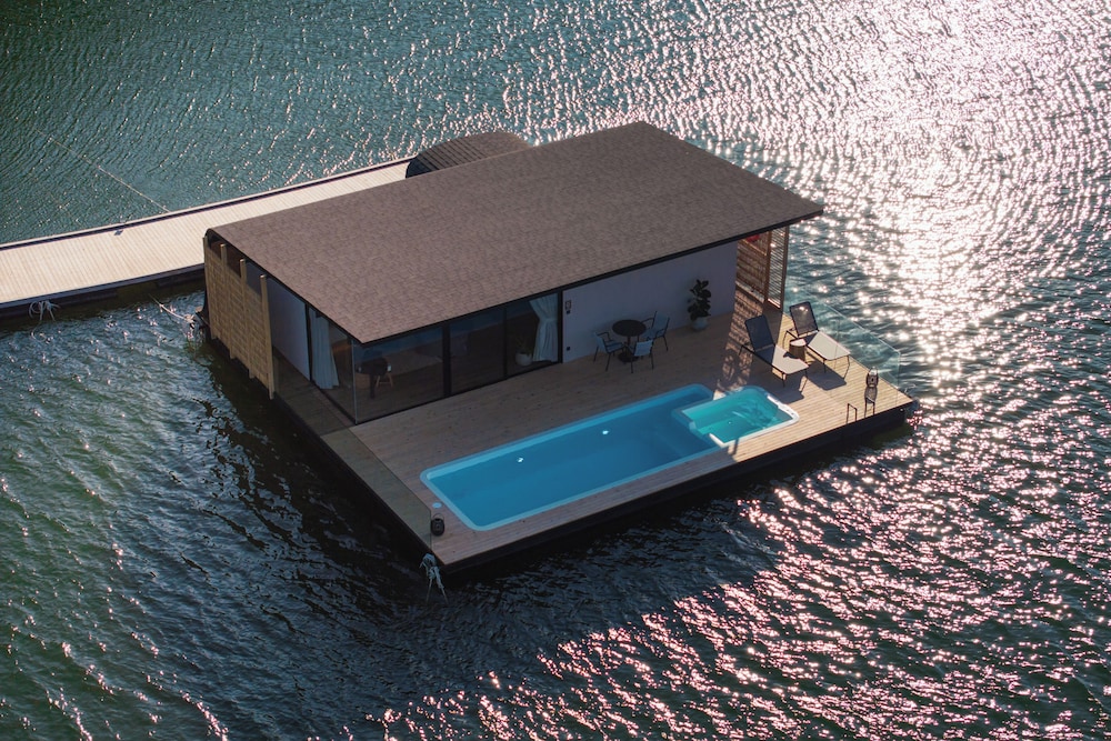 Private Pool Villa Suite - Photo 6