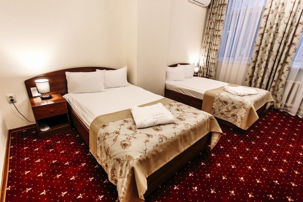 Standard Twin Room photo 1