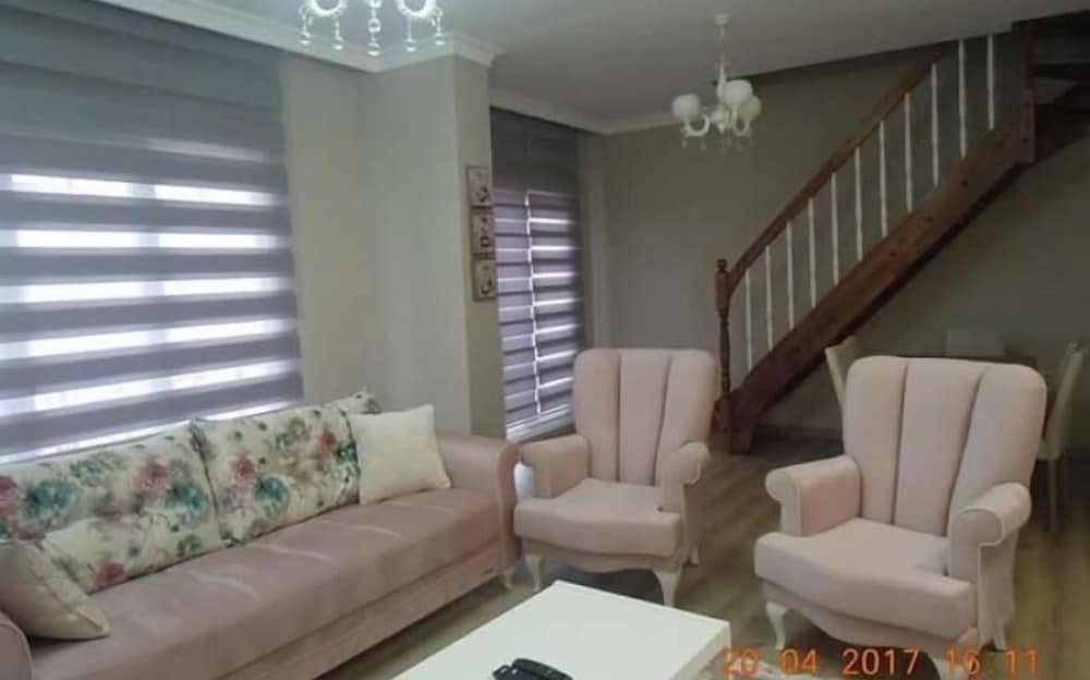 Family Apartment, 3 Bedrooms photo 1
