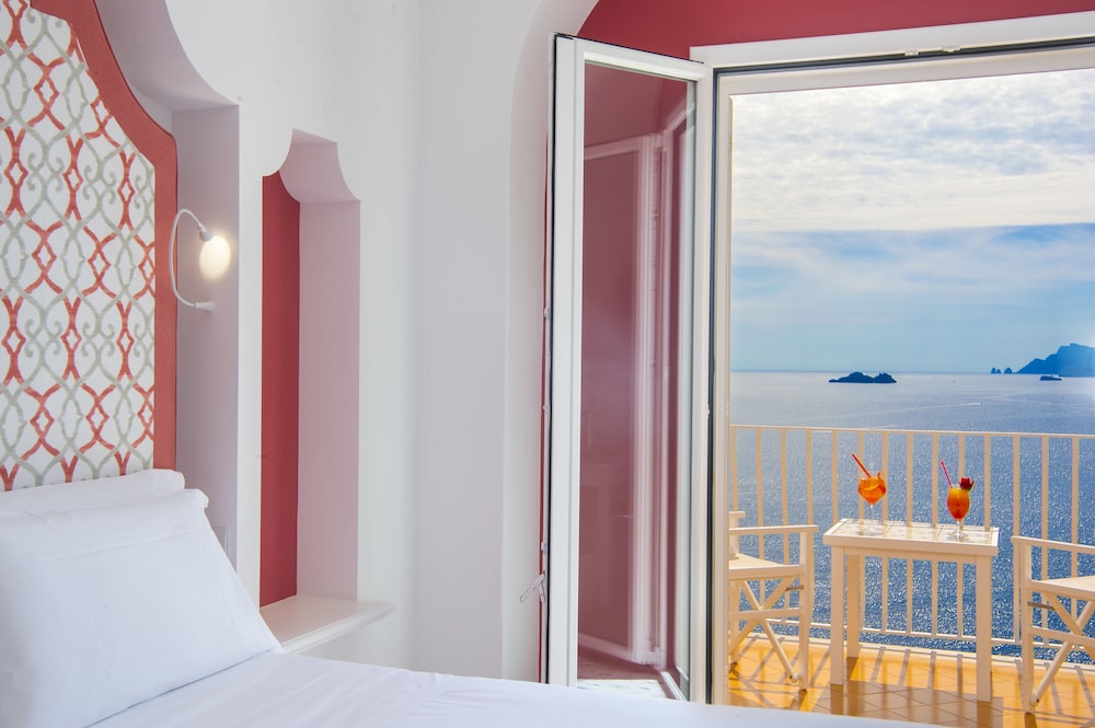 Deluxe Double or Twin Room, Balcony, Sea View