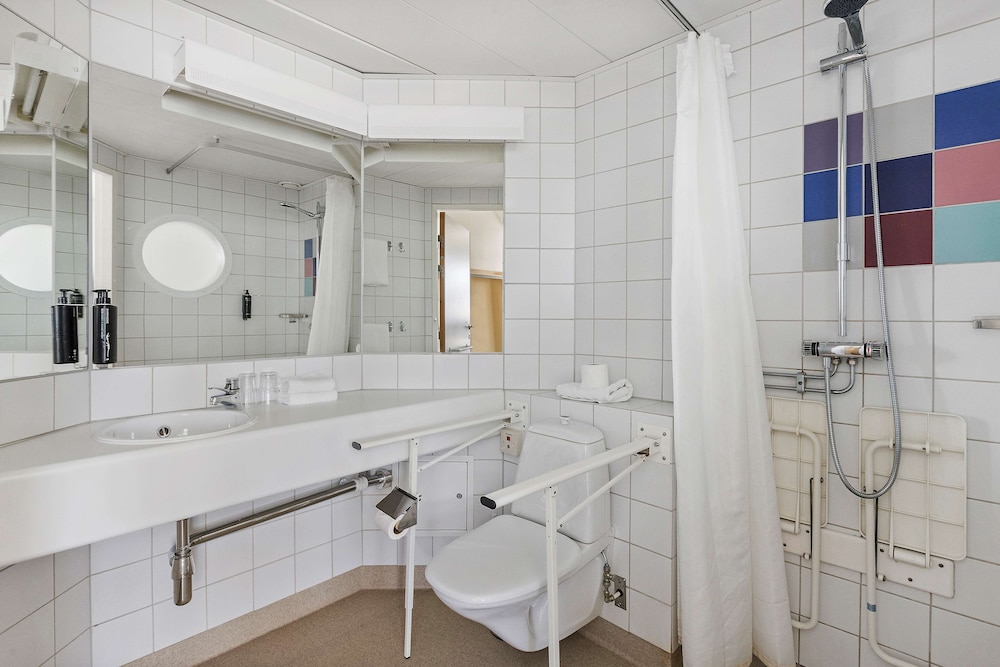 Standard Room, 1 Twin Bed, Non Smoking - Photo 4
