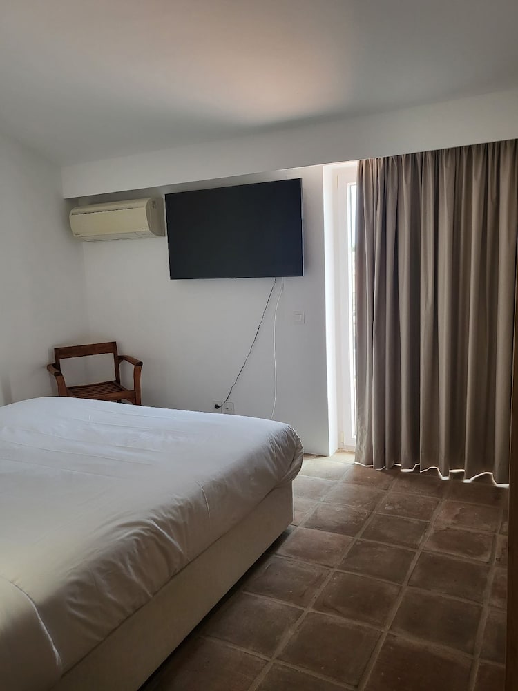 Deluxe Double Room - Photo 7