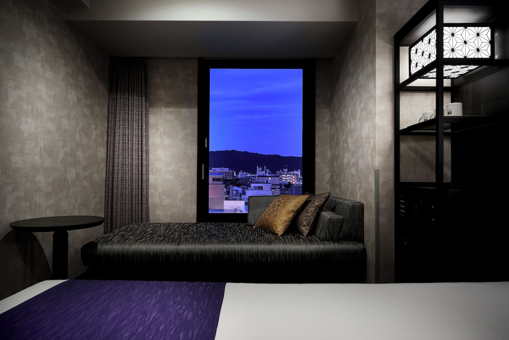 Standard Twin Room with Sofabed, Non Smoking/Shuttle buses to Kinkakuji available! - Photo 11