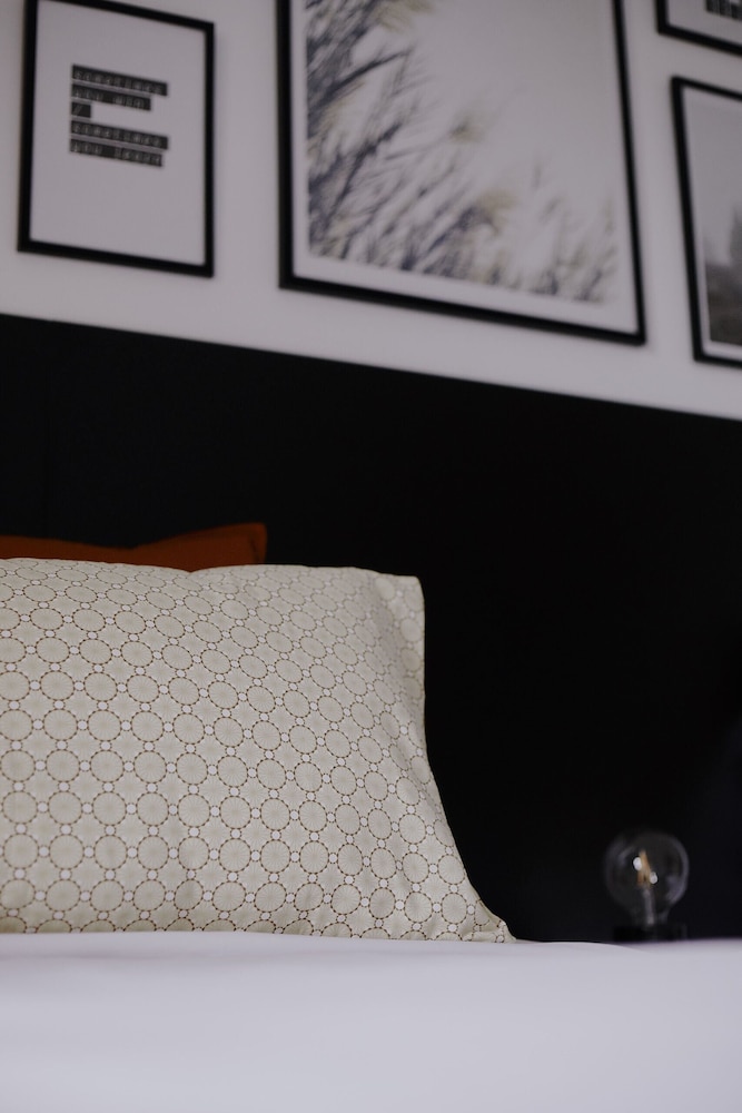Basic Room photo 2