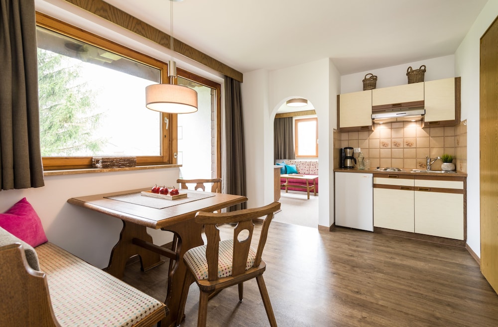 Classic Condo, 1 Bedroom, Mountain View photo 2
