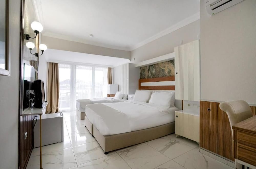 Double or Twin Room, Balcony, Sea View