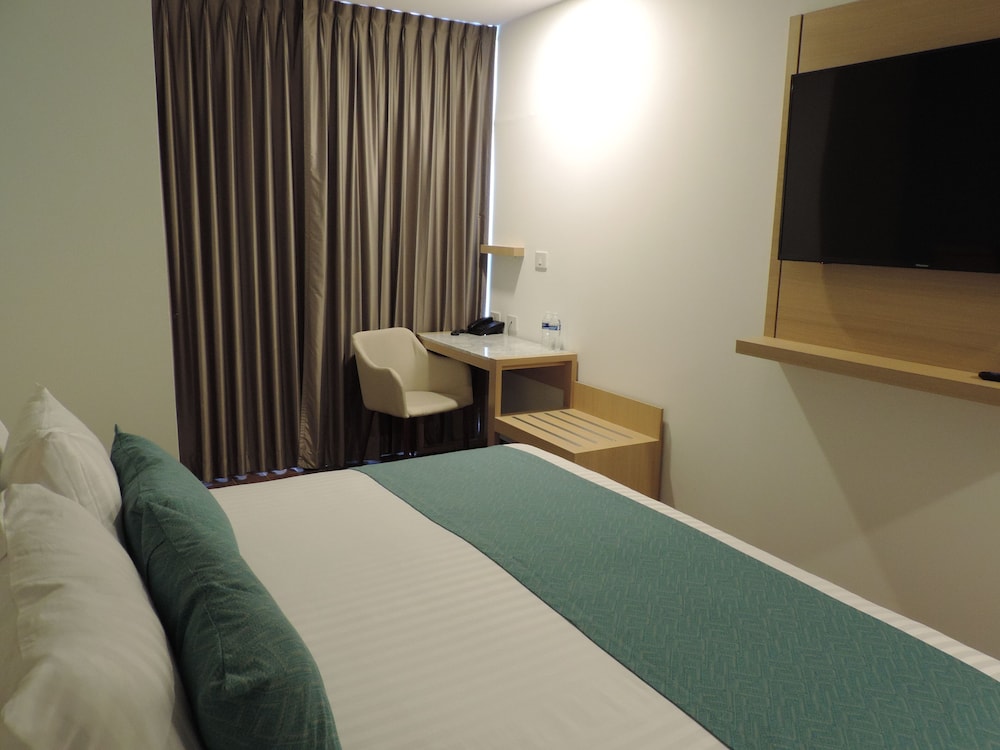 Executive Room, 1 King Bed, Terrace photo 3
