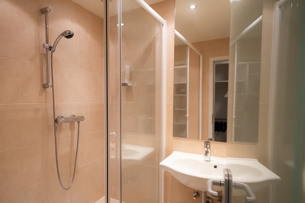 Classic Double Room, Park View photo 3