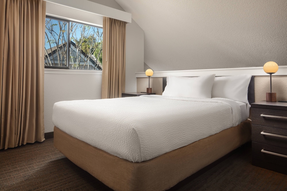 Suite, 1 Double Bed photo 3
