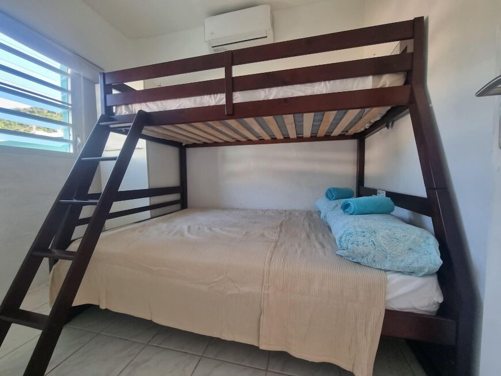 Basic Room, Multiple Beds, Shared Bathroom, Courtyard Area photo 1
