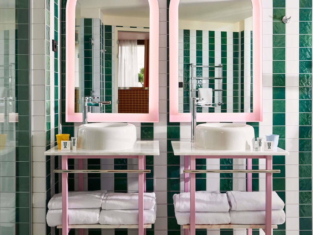 Room, 1 King Bed, Terrace (XXL Mama) - Photo 2