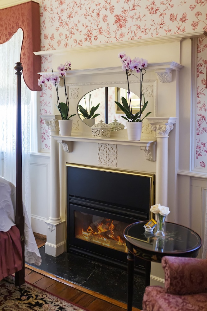 Mason Room photo 2