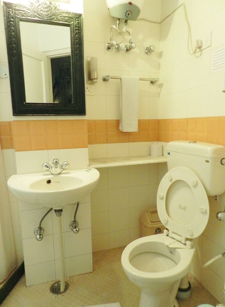 Studio Suite - Photo 9