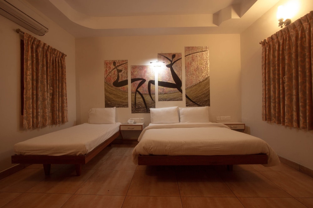 Executive Triple Room photo 3