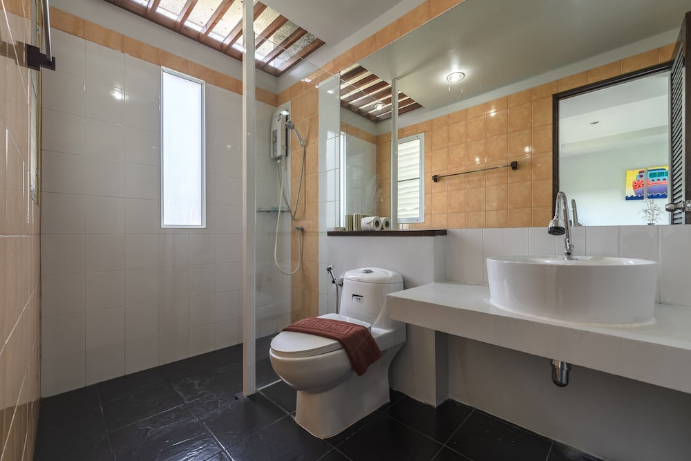 Deluxe Double Room, Pool View photo 3