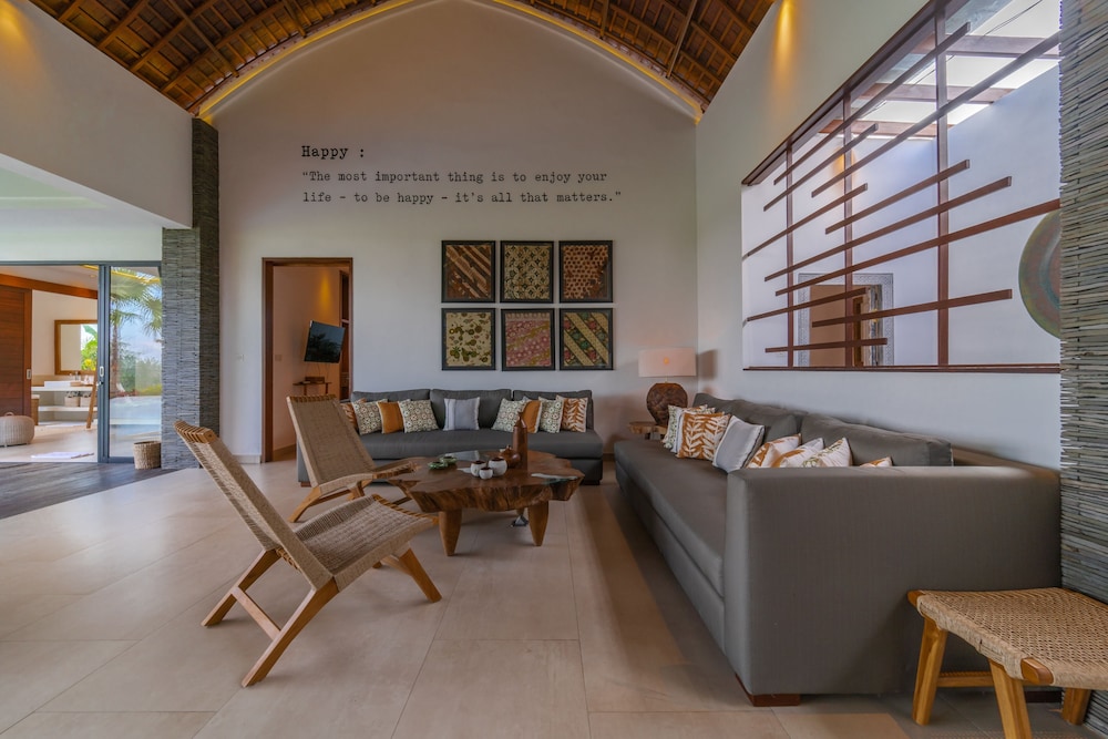 1 Bedroom Luxury Pool Villa Paddy View