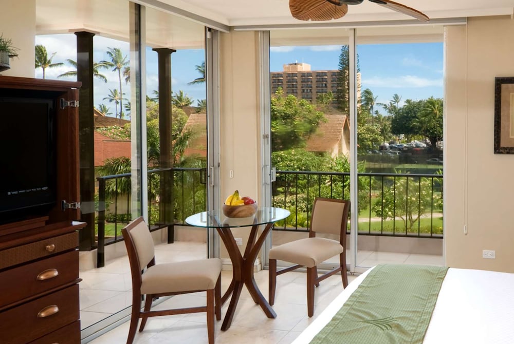 Premium Hotel Room - Photo 2