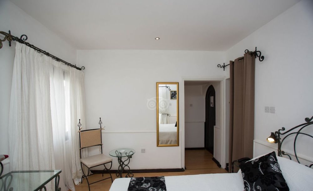 Club Room photo 3
