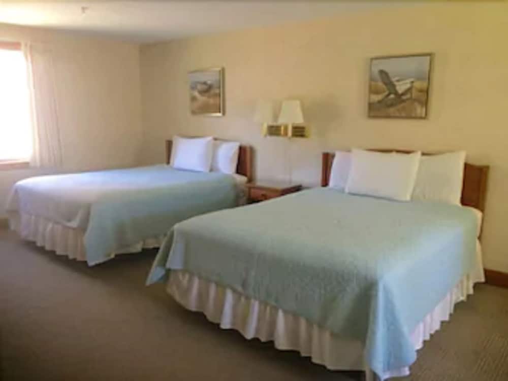 Superior Room, 2 Queen Beds