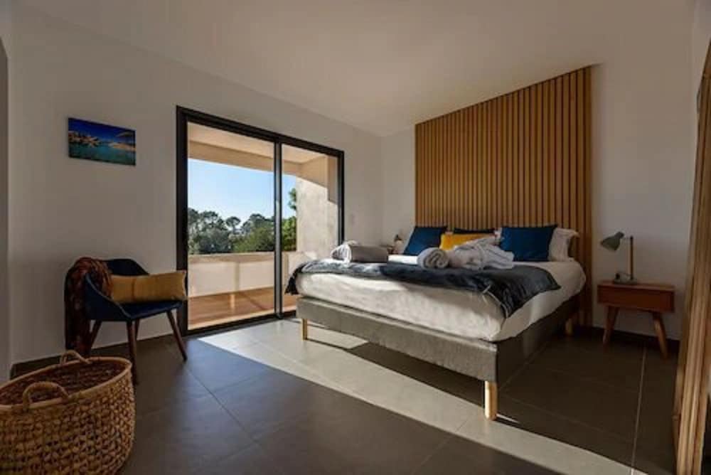 Luxury Villa, 2 Bedrooms