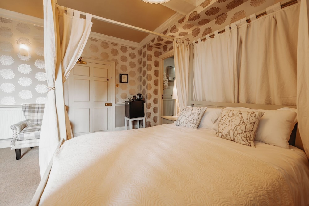 Superior Double Room, 1 King Bed, Bathtub photo 2
