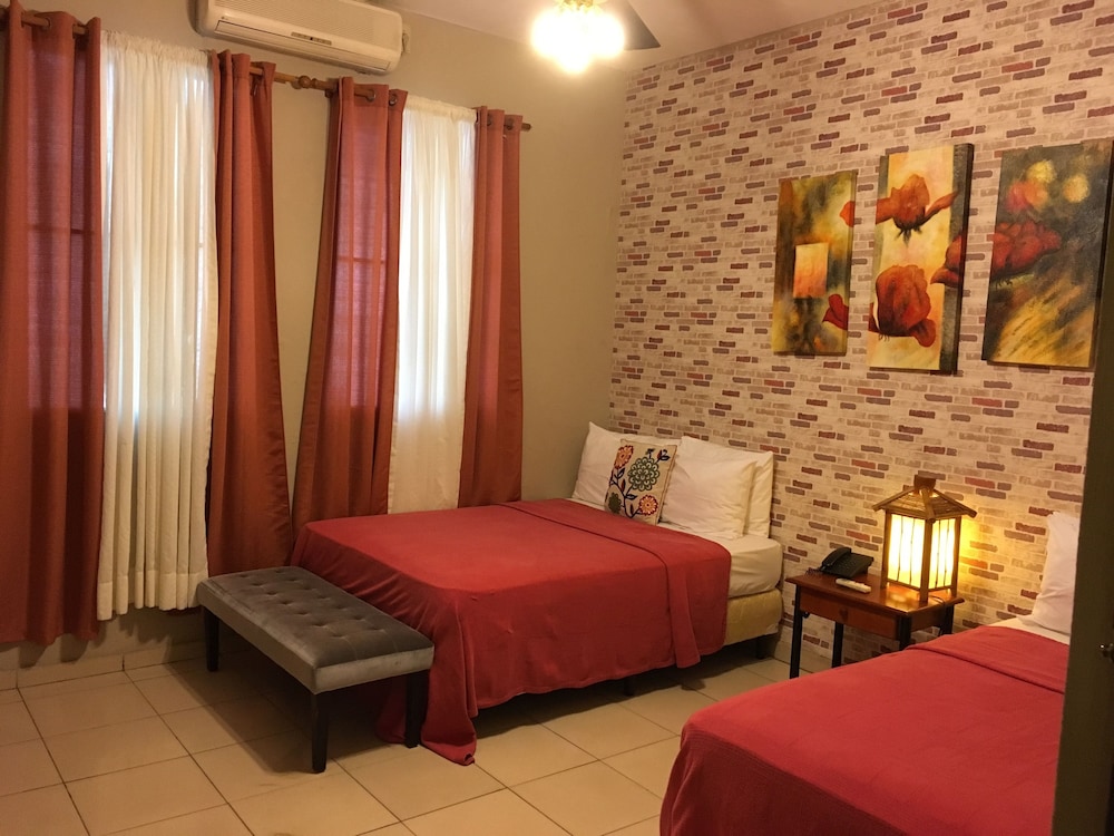 Economy Double Room Single Use, 1 Bedroom, Private Bathroom, Ground Floor photo 1