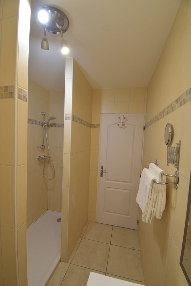Standard Single Room photo 2