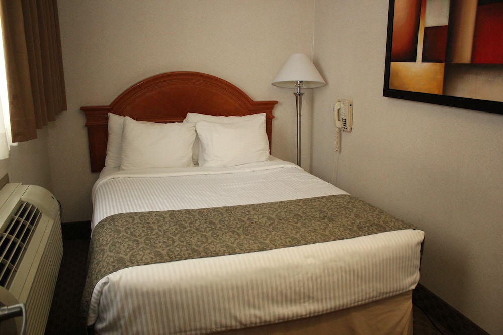 Business Room, 1 King Bed, Non Smoking, Balcony - Photo 3