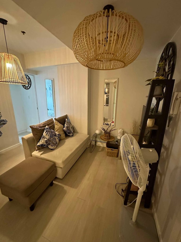 Condo, 2 Bedrooms, Balcony, Garden View