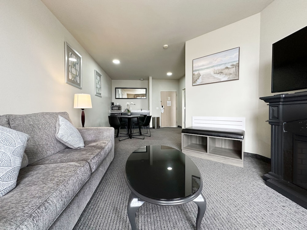 Deluxe Suite with Ocean View photo 3