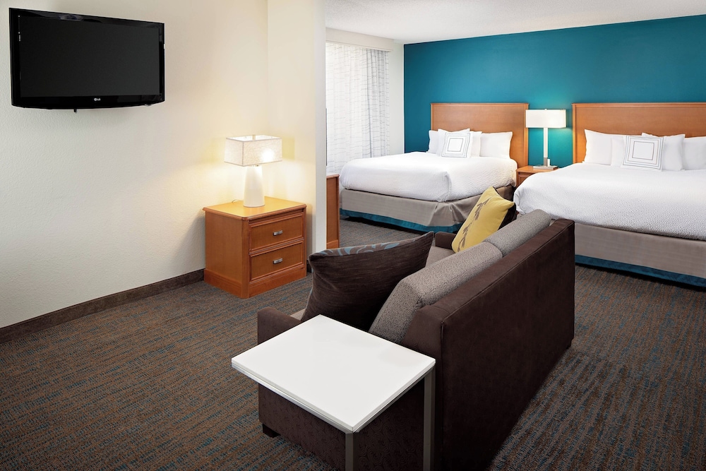 Studio, Multiple Beds