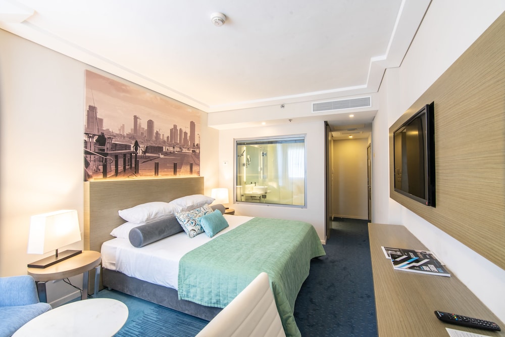 Executive Room, 2 Twin Beds, Jetted Tub, City View - Photo 1