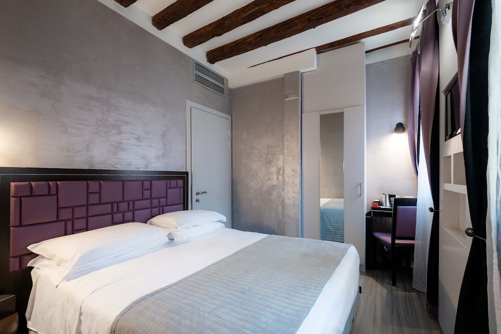 Double or Twin Room, Annex Building