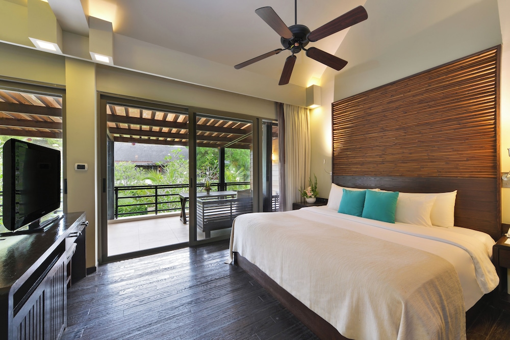 Deluxe Room - 360 meters away from the beach