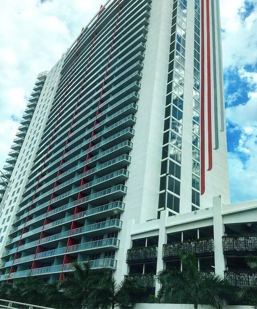 Stunning 2 Bedroom Bay Front Apt w/ Breathless View 1909, Billede 22