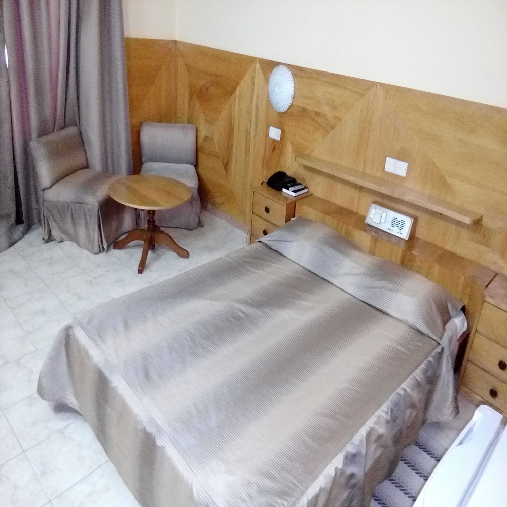 Standard Double Room photo 2
