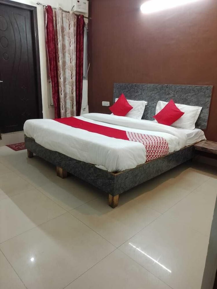 Basic Double Room, Balcony, City View