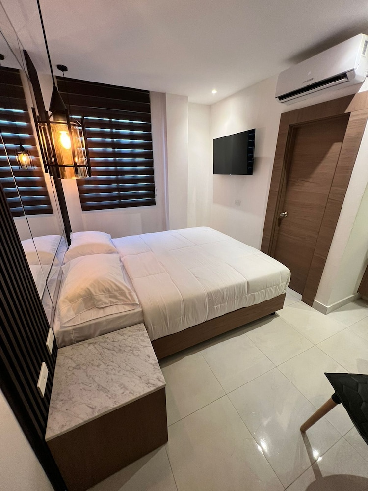 Standard Suite photo 2