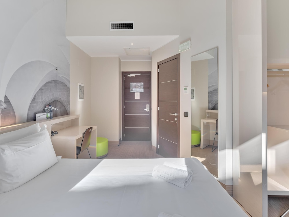 Superior Double Room, Non Smoking photo 3