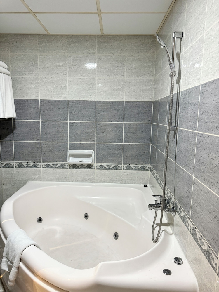 Executive Suite photo 3