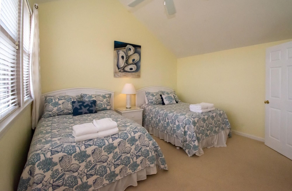 Condo, Multiple Beds, Balcony, Ocean View photo 3