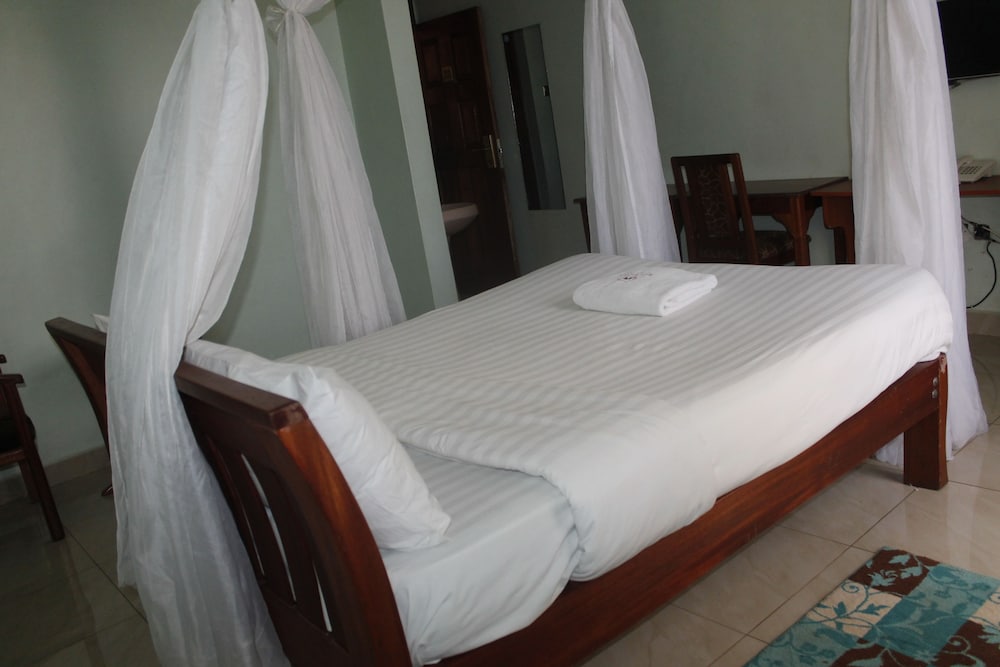 Standard Double Room photo 2